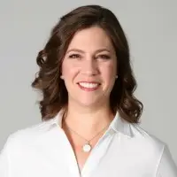 Amy Eisenstein Headshot